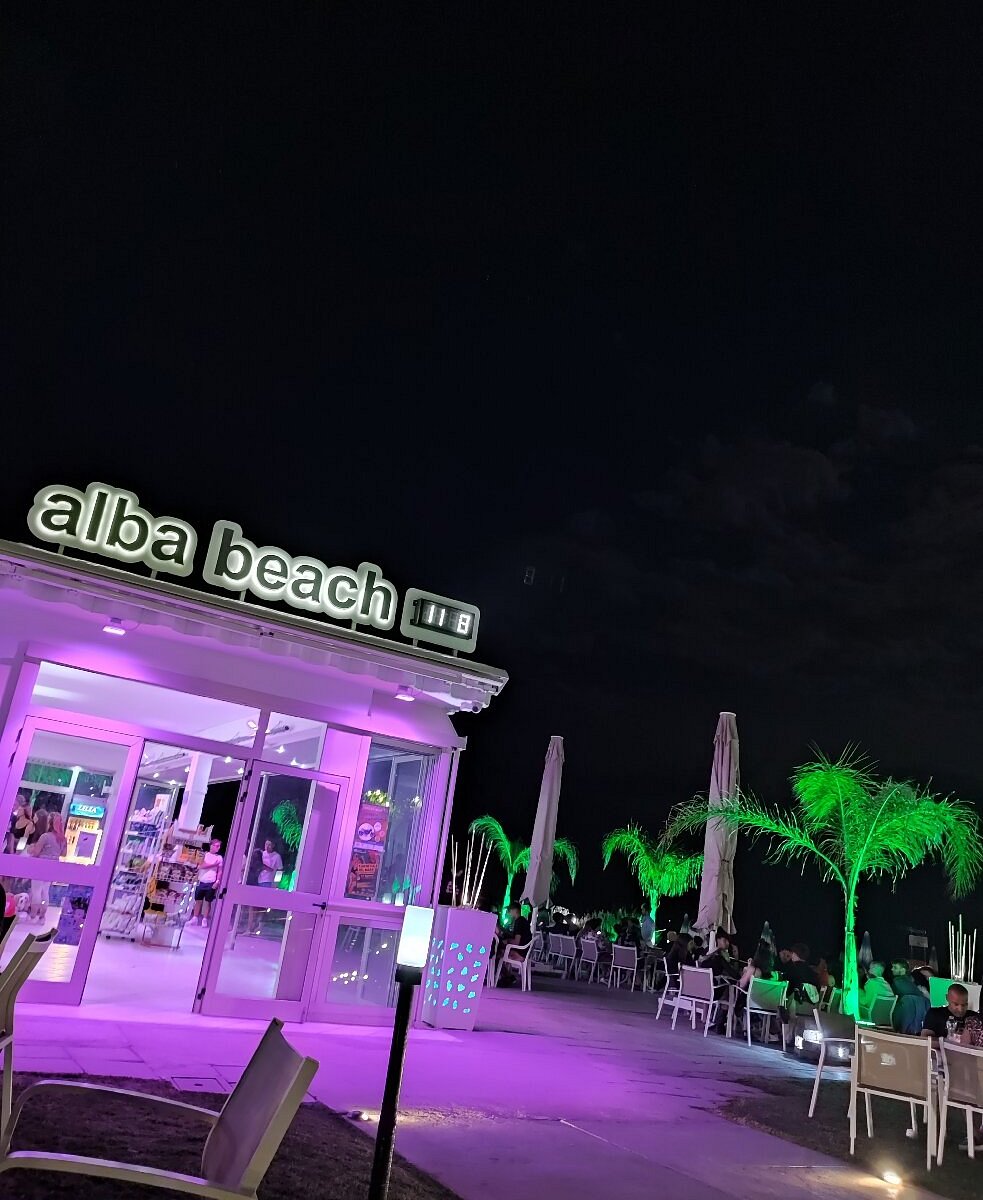 Chalet Alba Beach